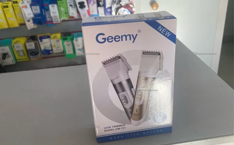 Машинка для стрижки Geemy gm721