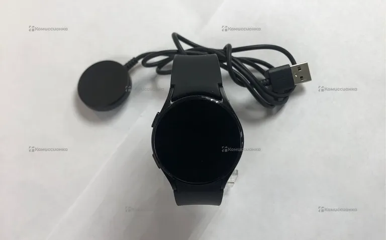 Часы Samsung galaxy watch 4 40mm