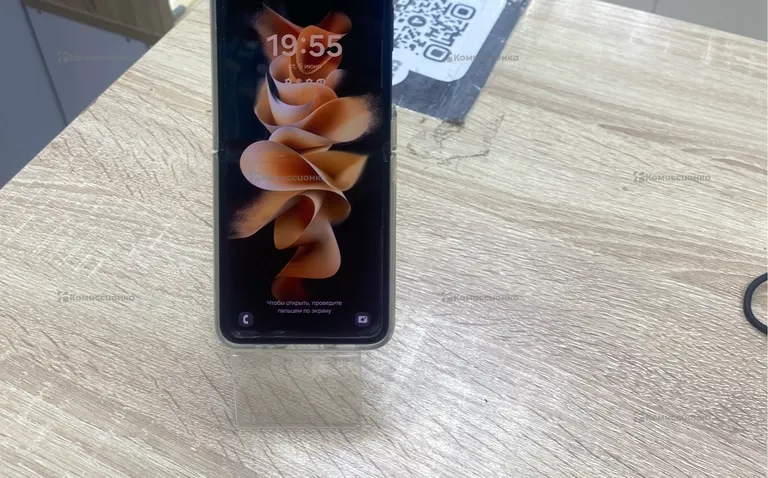 Samsung Galaxy Z Flip 3 5G 8/128 ГБ