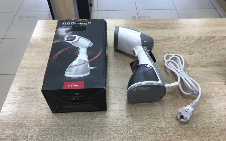 Отпариватель Redmond 6802