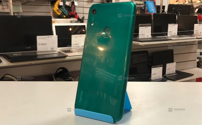 Honor 8a 3/64 GB