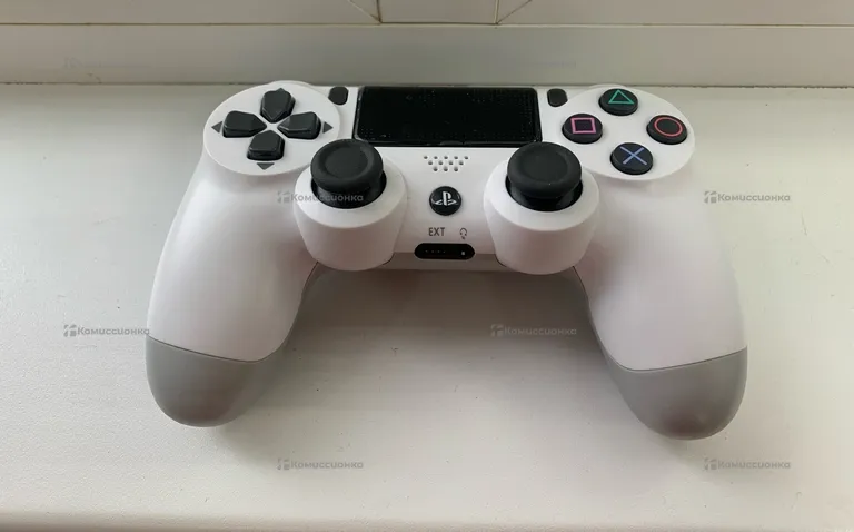 Джойстик PS4