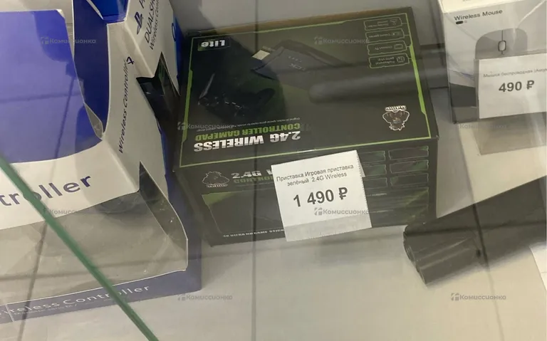 Приставка Игровая приставка зелёный  2.4G Wireless