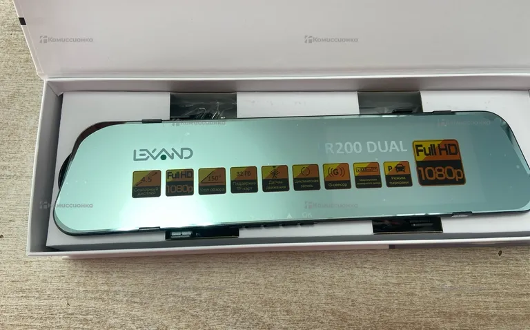Видеорегистратор  Lexand LR200 Dual