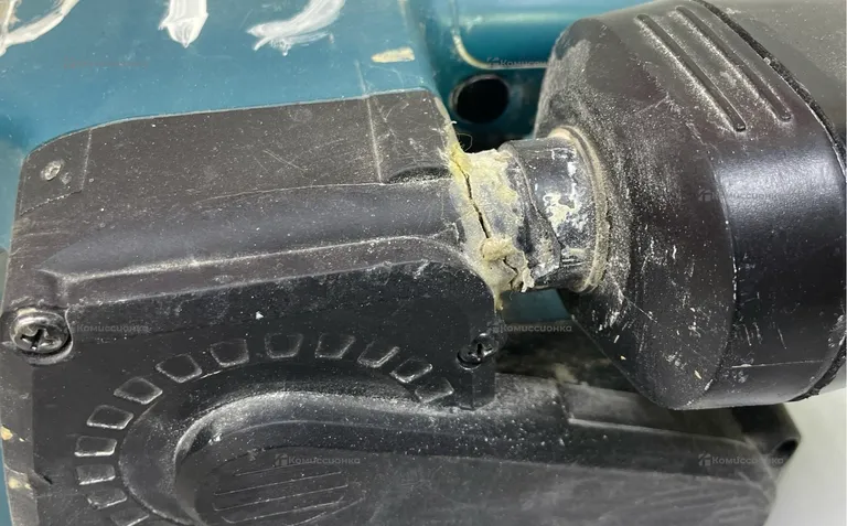 Шлифовальная машинка Makita 9911