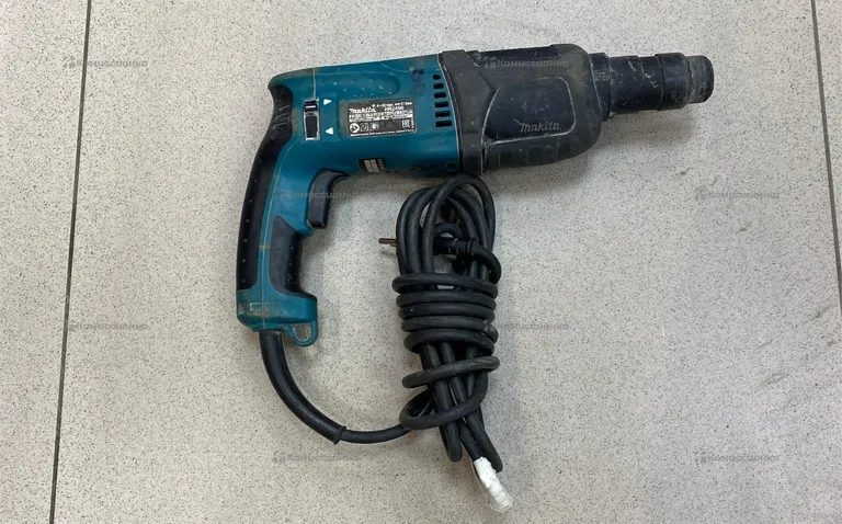 Перфоратор Makita HR 2460