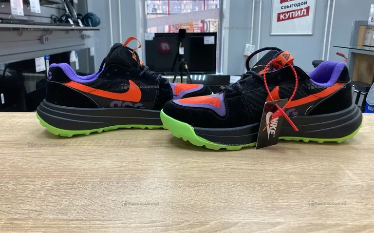 Кросовки acg черные