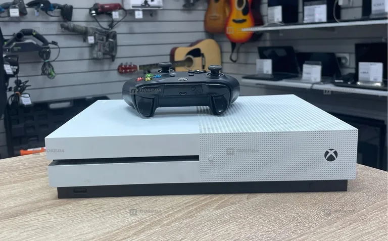 Xbox One S 1T