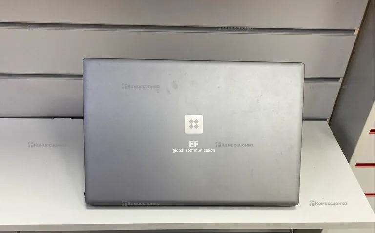 Ноутбук  EF