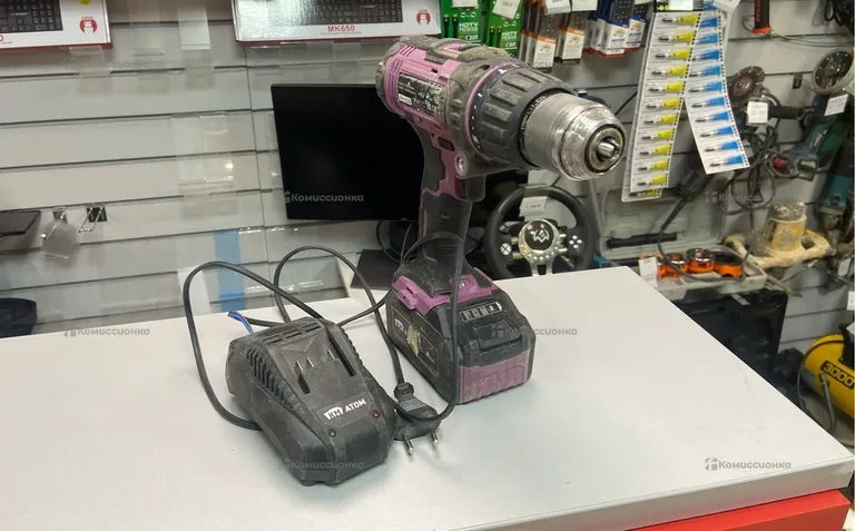 дрель шуруповерт Atom CD181/2 KIT