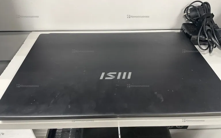 Ноутбук  MSI