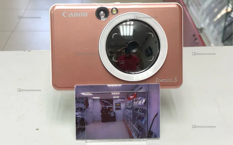 Фотоаппарат  моментальной сьемки Canon Zoemini S