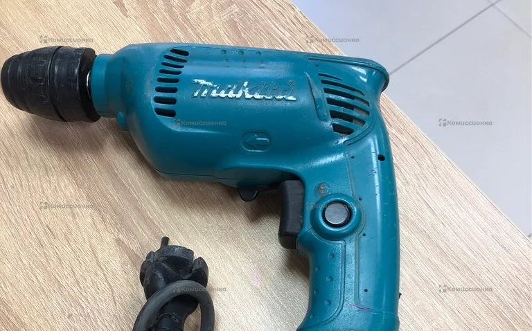 Сетевая дрель Makita 6413