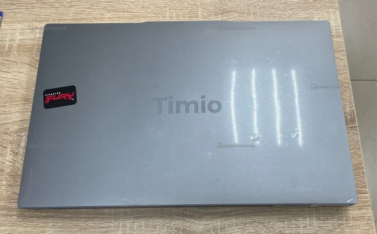 Ноутбук  timio y156p