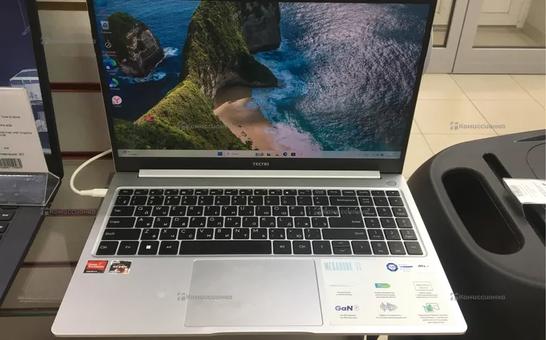Ноутбук Tecno MegaBook T1