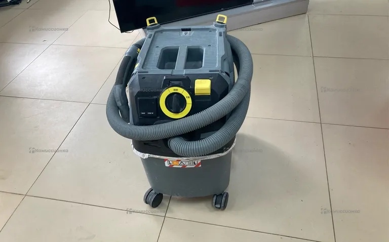 Пылесос  строительный karcher nt 30/1 ap te l