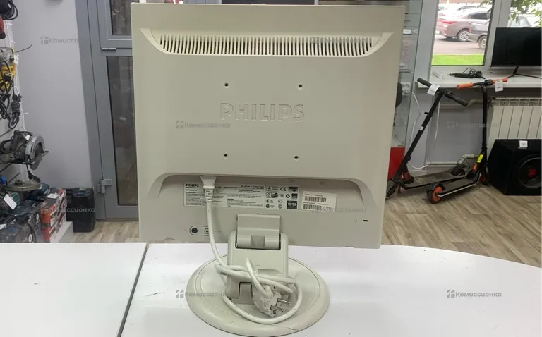 Монитор Philips 170B5C