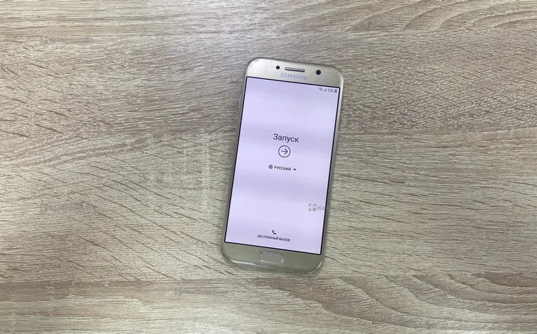 Телефон Samsung Galaxy A5 (2017) 2/32Gb