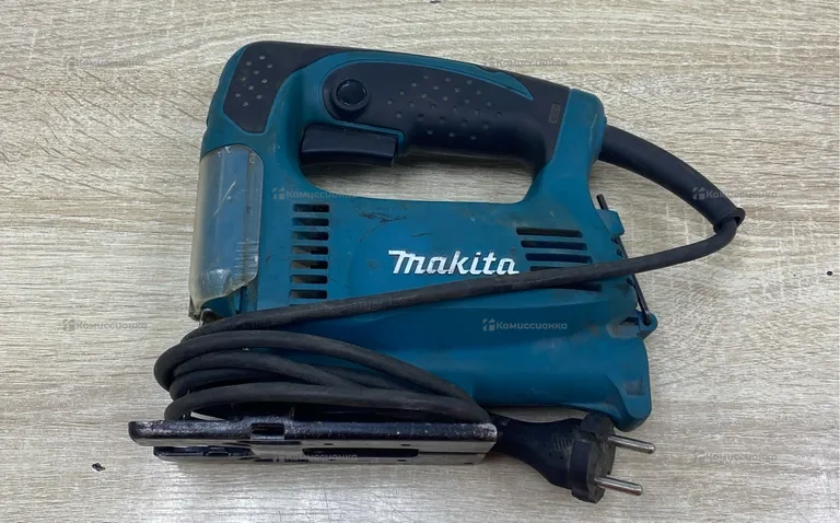 Электролобзик makita 4327