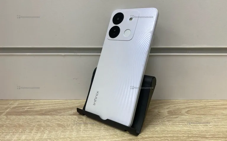 Infinix SMART 7 HD 2/64 ГБ