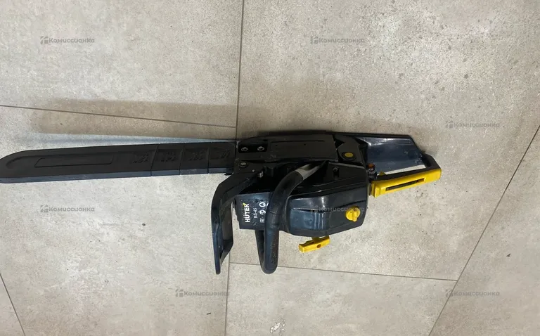 Бензопила Huter BS-45.