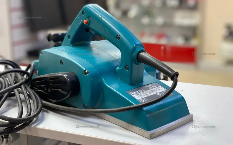 Электрорубанок makita 1911B