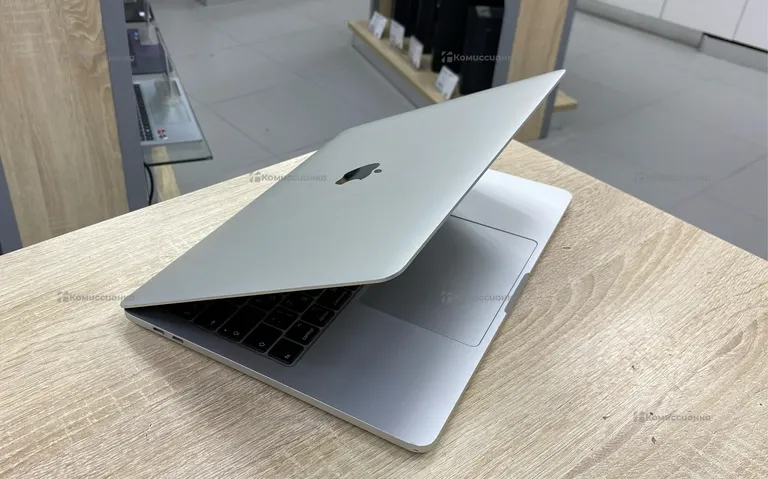 Ноутбук  MacBook Pro 2020 13