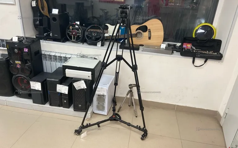 Штатив Benro KH25RM+колеса Yunteng Dolly 900