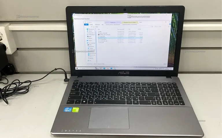 Ноутбук  ASUS X550C
