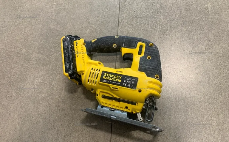 Лобзик Stanley Fatmax FMC650B
