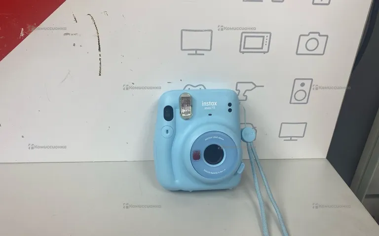 Фотоаппарат  Instax Mini 11
