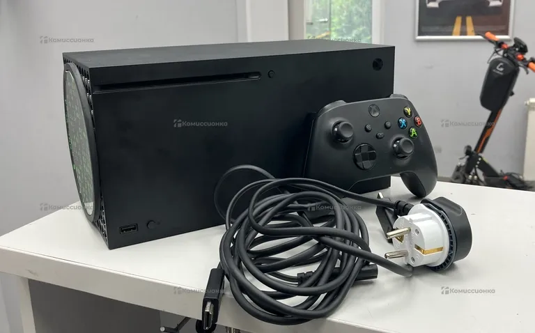 Приставка Xbox SIRIES X 1TB