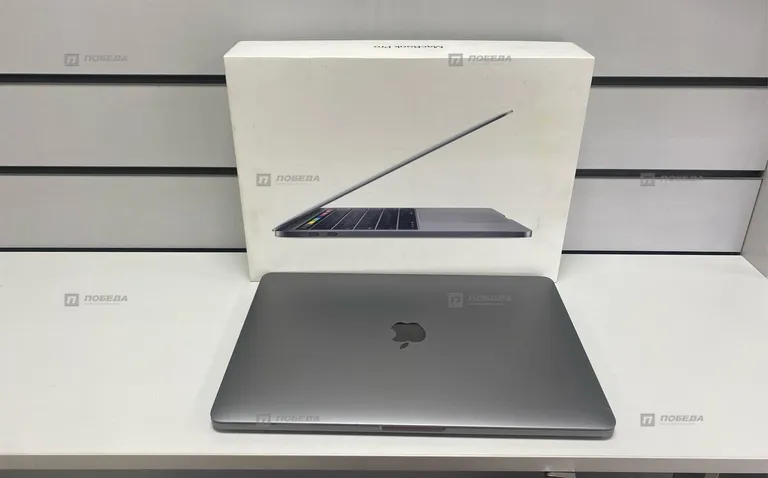 MacBook Pro 13 2019