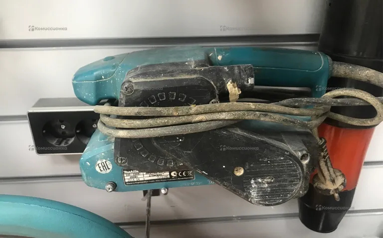 Ленточная шлифмашина makita 9910