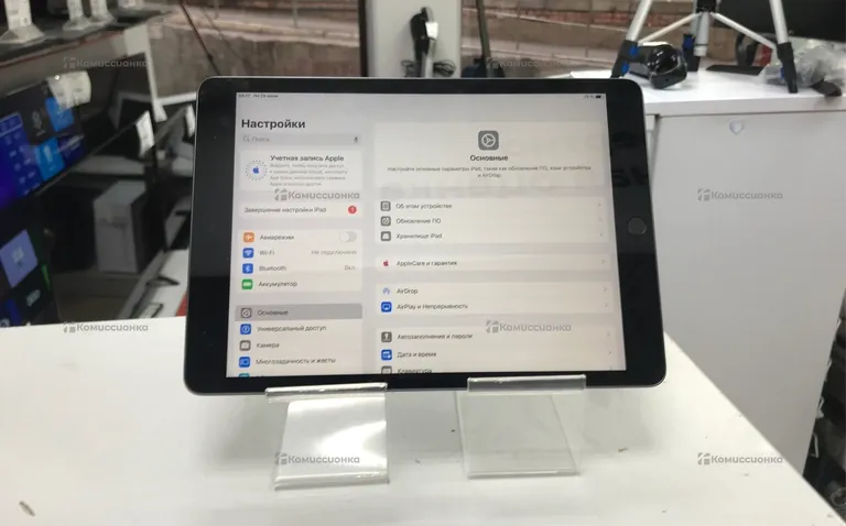 Планшет Apple iPad 9 gen 64GB Wi-Fi