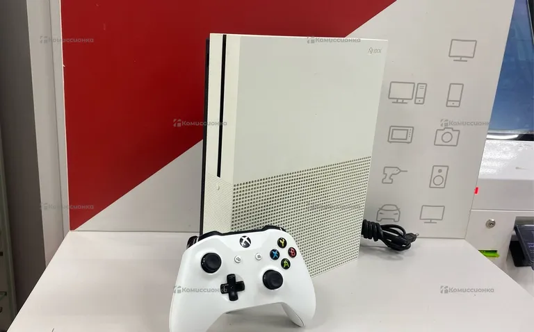 Приставка Xbox One S 1TB (С дисководом)