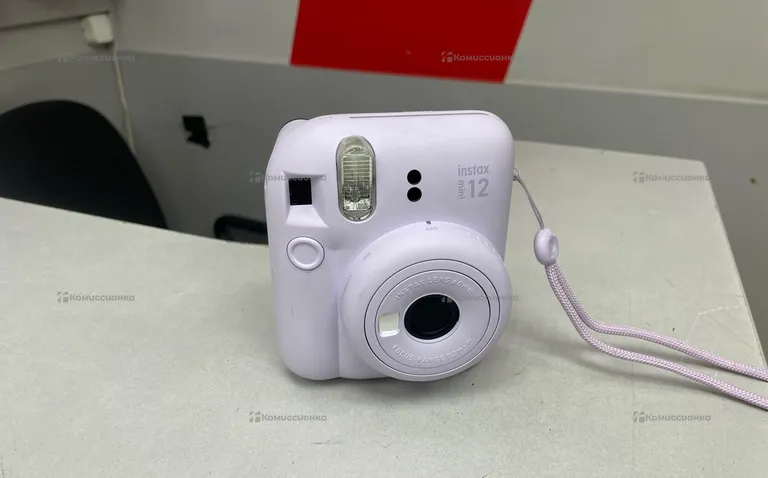 Фотоаппарат мгновенной печати Instax Mini 12