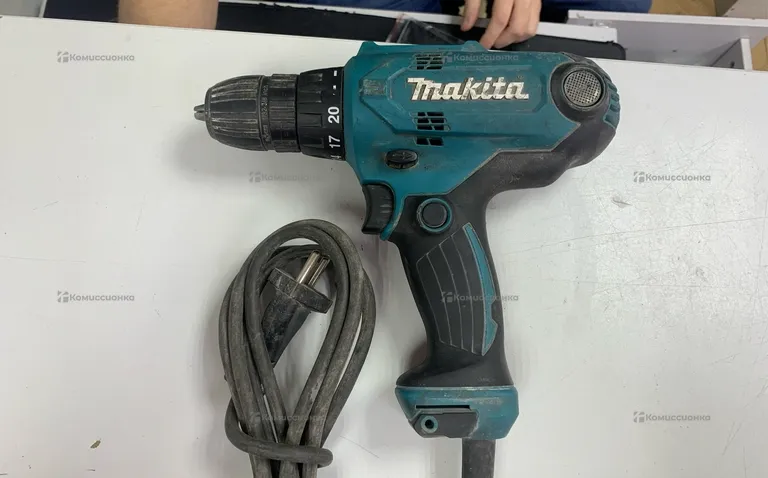 Сетевая дрель Makite DF0300