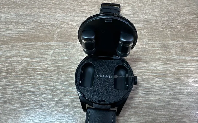 Часы Huawei Watch Buds