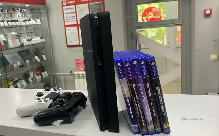 Приставка PS4. slim 408gb