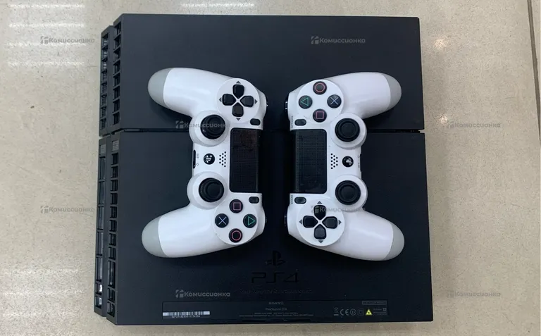 Приставка PS4 fat 1tb