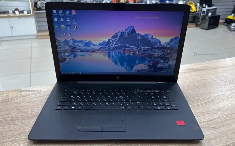 Ноутбук  Hp laptop 17-ak0xx