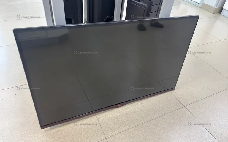 Телевизор LG 42LA662V