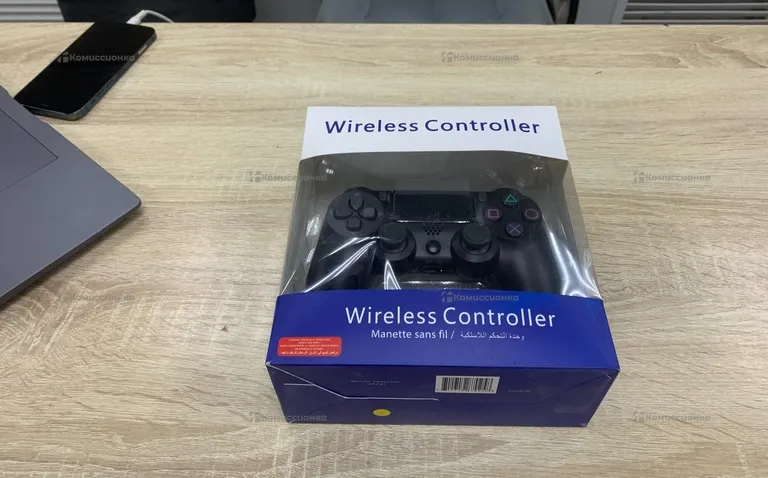 Джойстик PS4