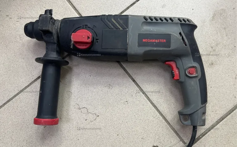 Перфоратор Megamaster PTRH 620