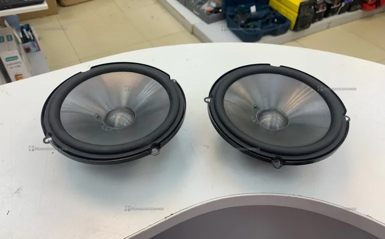 Колонки JBL GX 600C
