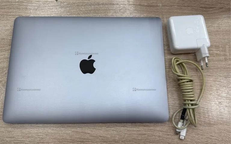 Ноутбук  MacBook Pro 13-inch 2017