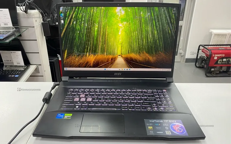 Ноутбук  MSI Katana 17 B12V