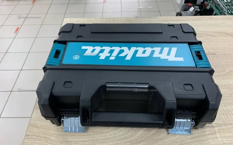 Уровень лазерный Makita реп. в кейсе на треноге