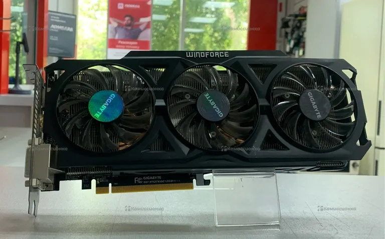 Видеокарта Gigabyte Winforce Radeon R9 280X 2GB